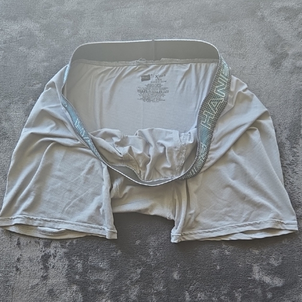 Hanes Gray Boxer Briefs with Elastic Waistband - Picture 4 of 5